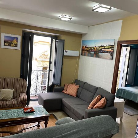 סביליה Duplex Sagasta Apartamentos-Sagasta מראה חיצוני תמונה